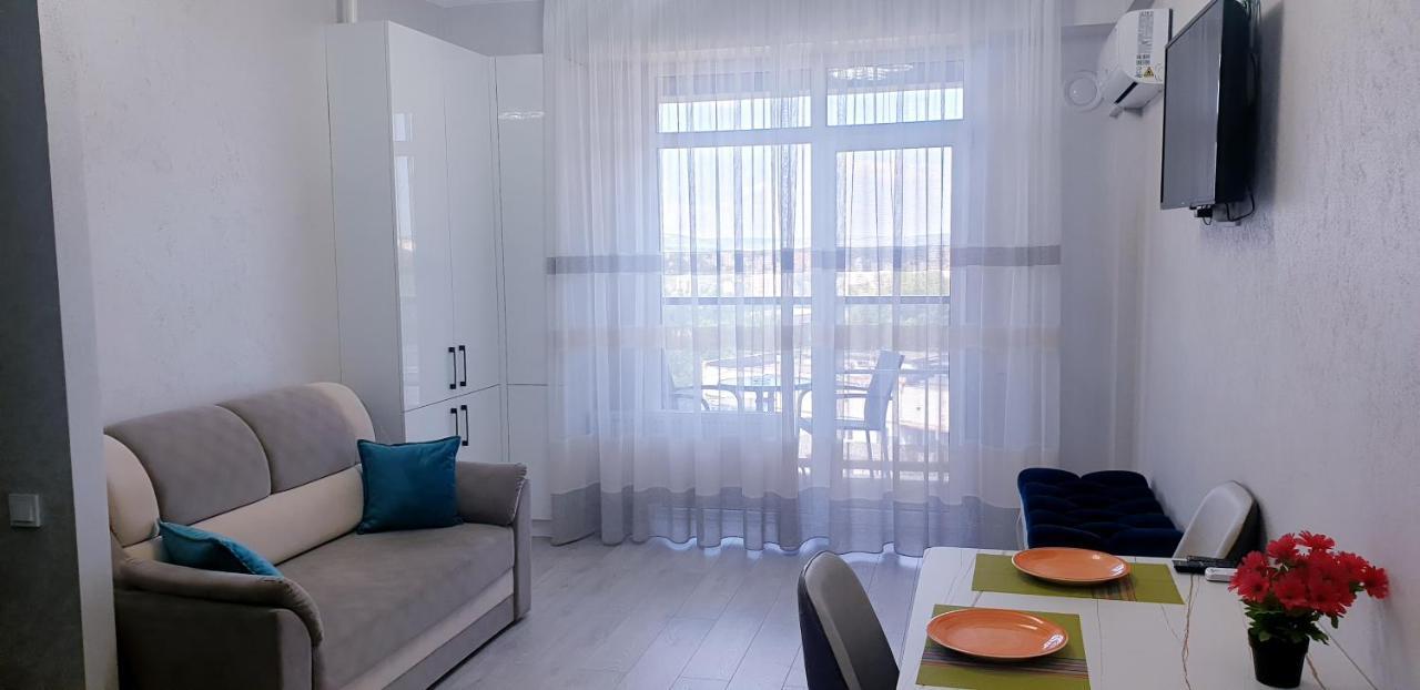 Oasis Premium Class 1Bd Apartment With Living Room Kisinyov Kültér fotó